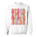 Thanksgiving Pregnancy Outfits Sweatshirts