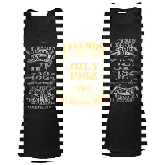 40Th Birthday Legends Born In July 1982 40 Years Old 40Th Birthday Tank Top | Mazezy