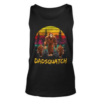 Dad Squatch Retro Bigfoot Dad Sasquatch Yeti Fathers Day Unisex Tank Top - Seseable