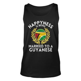 Outfit Happyness Is Being Married To A Guyanese Tank Top | Mazezy DE