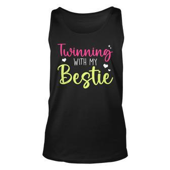 Funny Twin Matching Twins Day Friend Twinning With My Bestie Unisex Tank Top - Seseable