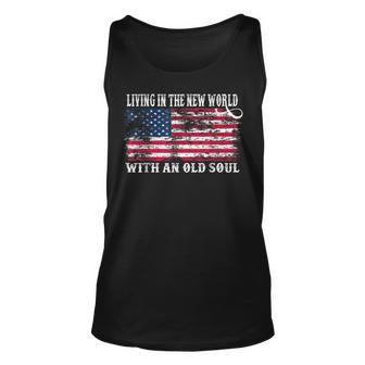 Living In The New World With An Old Soul Tank Top - Seseable