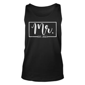 Mr Est 2023 Just Married Wedding Hubby Mr & Mrs Gifts Unisex Tank Top | Mazezy