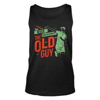 Never Underestimate Old Guy Disc Golf Player Fun Print Unisex Tank Top - Seseable