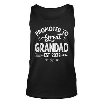 Promoted To Great Grandad 2022 First New Dad Grandpa Grandpa Tank Top | Mazezy