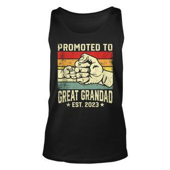 Promoted To Great Grandad Est 2023 Vintage New Dad For Dad Tank Top | Mazezy AU