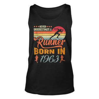 Never Underestimate Runner Born 1963 58Th Birthday Running Running Tank Top | Mazezy CA