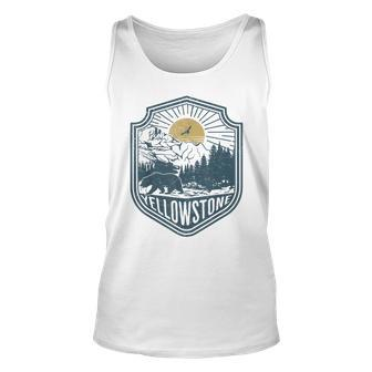 Yellowstone National Park Bear Nature Hiking Outdoors Tank Top - Seseable