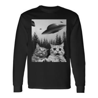 Cat Selfie With Alien Ufo Spaceship Cat Lovers Long Sleeve - Seseable