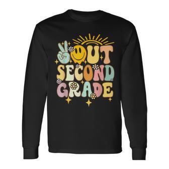 Peace Out 2Nd Grade Graduation Last Day Of School Groovy Long Sleeve T-Shirt T-Shirt | Mazezy