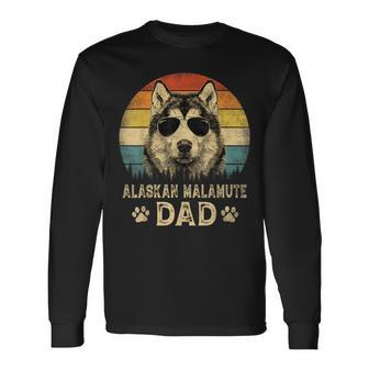 Vintage Alaskan Malamute Dad Dog Lovers Fathers Day Long Sleeve T-Shirt T-Shirt | Mazezy