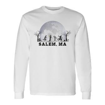 Vintage Halloween Full Moon In Salem Ma Retro Salem Long Sleeve T-Shirt T-Shirt | Mazezy