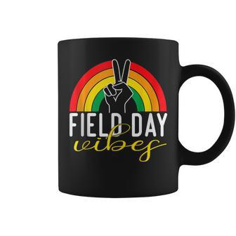 Field Day Vibes School Game Day Student Teacher 2022 Coffee Mug | Mazezy