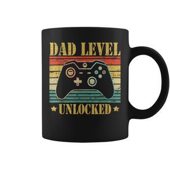 Funny New Dad Level Unlocked Gaming Leveled Up To Daddy Coffee Mug | Mazezy