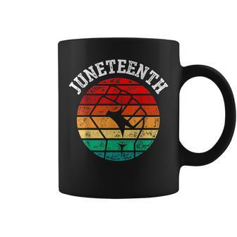 Junenth Fist Retro Black African American Flag Pride Da1 Coffee Mug | Mazezy