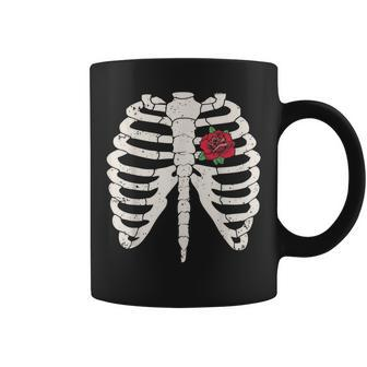 Skeleton Rib Cage Red Rose Heart Vintage Halloween Goth Cute Halloween Funny Gifts Coffee Mug | Mazezy DE