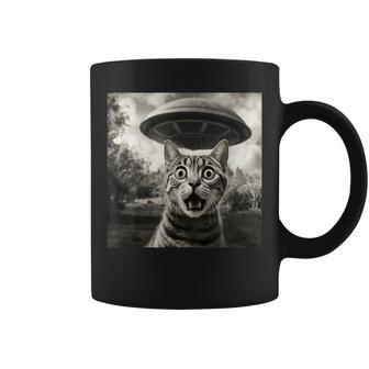 Surprised Cat And Ufo Black And White Photo 1950S Alien Coffee Mug | Mazezy