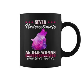Never Underestimate An Old Woman Who Loves Wolves Coffee Mug - Thegiftio UK