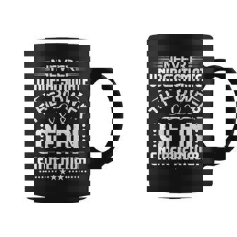 Never Underestimate The Power Of An Entrepreneur Coffee Mug | Mazezy