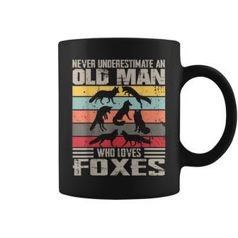 Vintage Never Underestimate An Old Man Who Loves Foxes Cute Coffee Mug - Seseable