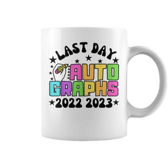 Last Day Autographs 2023 Kindergarten Teacher Graduation Coffee Mug - Seseable