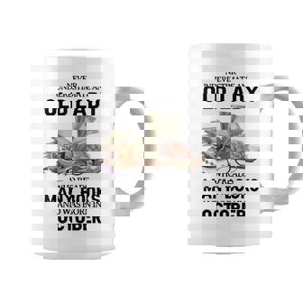 Never Underestimate An Old Lady Who Reads Many Books Women Coffee Mug | Mazezy