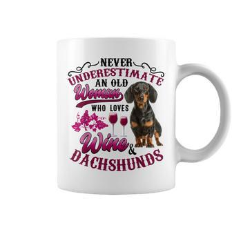 Never Underestimate An Old Woman Who Loves Wine & Dachshunds Coffee Mug | Mazezy AU