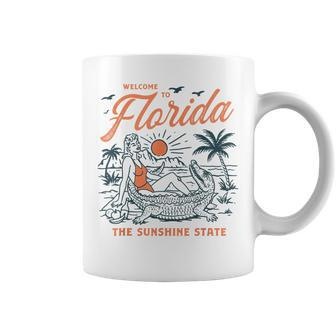 Welcome To Florida Funny Vintage Gator Beach Sunshine State Florida Gifts & Merchandise Funny Gifts Coffee Mug | Mazezy