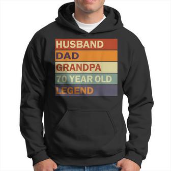 Vintage 70Th Birthday Saying For 70 Year Old Dad And Grandpa Gift For Mens Hoodie