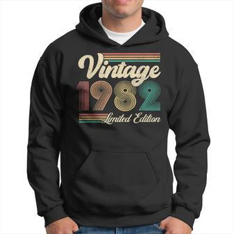40 Year Old Gifts Born In 1982 Vintage 40Th Birthday Retro Hoodie | Mazezy