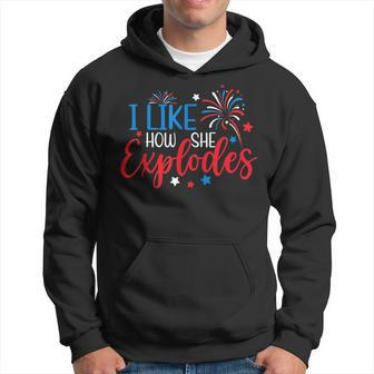 4Th Of July I Like How She Explodes Fireworks Funny Couple Hoodie - Monsterry DE