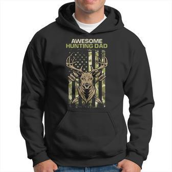 Awesome Hunting Dad Vintage Camouflage American Flag Hunter Hunter Funny Gifts Hoodie | Mazezy