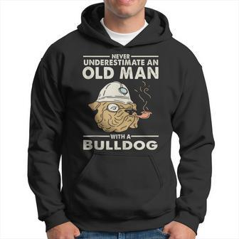 Bulldog Lover Never Underestimate An Old Man With A Bulldog Hoodie - Seseable