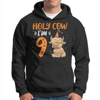 Holy Cow Im 9 Scottish Highland Cow Print 9Th Birthday Girl Hoodie | Mazezy