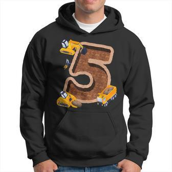 Im 5 And Digging It Dirty 5Th -Y Excavator 5Th Birthday Boy Hoodie | Mazezy