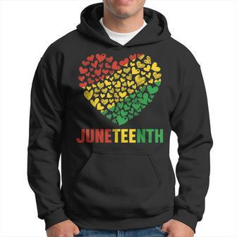Junenth 1865 Heart Fist Celebrating Black Freedom African Hoodie | Mazezy