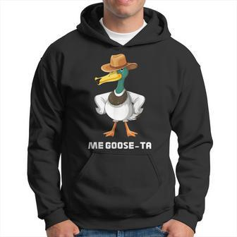 Me Goose-Ta Funny Spanish Quotes Word Pun Sayings Hispanic Hoodie | Mazezy