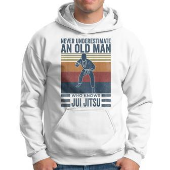 Never Underestimate An Old Man Who Knows Brazilian Jiujitsu Gift For Mens Hoodie - Seseable