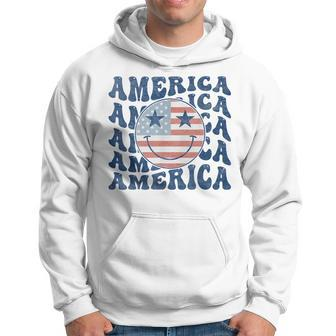 Retro Groovy America Usa Smile Face Patriotic 4Th Of July Patriotic Funny Gifts Hoodie | Mazezy