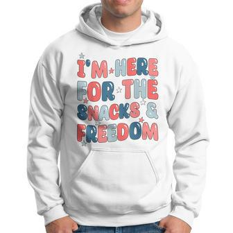 Retro Im Here For The Snacks And Freedom 4Th Of July Hoodie - Thegiftio UK