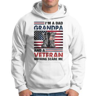 Veterans Fathers I Am A Dad Grandpa And Veteran Hoodie | Mazezy