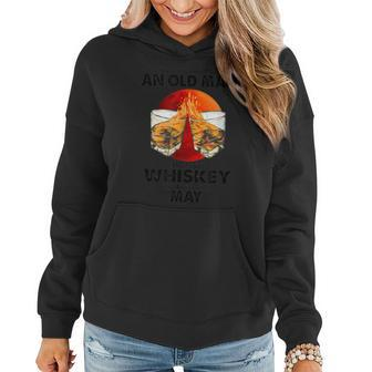 Never Underestimate An Old May Man Who Loves Whiskey Women Hoodie - Seseable