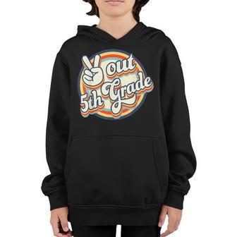 Peace Out 5Th Grade Retro Graduation Class Of 2023 Virtual Youth Hoodie - Thegiftio UK