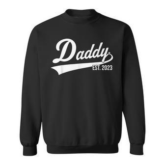 1St Time Dad Est 2023 New First Fathers Day Daddy 2023 Sweatshirt - Thegiftio UK