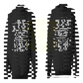 98 Years 98Th Birthday Gift June 1922 Birth Of Legend Sweatshirt | Mazezy