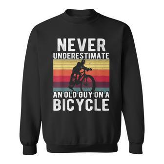 Cycling Vintage Never Underestimate An Old Guy On A Bicycle Sweatshirt - Thegiftio UK
