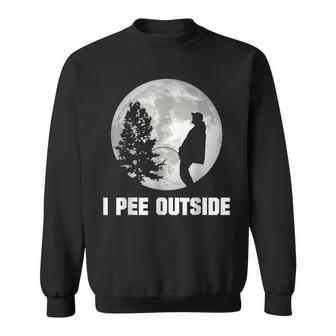 I Pee Outside I Love Peeing Outside Funny Camping Funny Sweatshirt | Mazezy DE