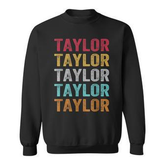 Retro I Love Taylor First Name Taylor Sweatshirt - Thegiftio UK
