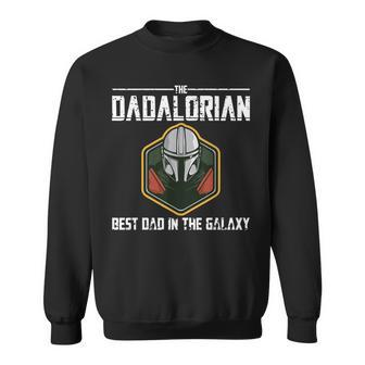 Retro The Dadalorian Graphic Fathers Day Vintage Best Gift For Mens Sweatshirt | Mazezy