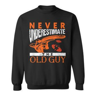 Skeet Shooting Never Underestimate The Old Guy Trap Shooters Gift For Mens Sweatshirt | Mazezy